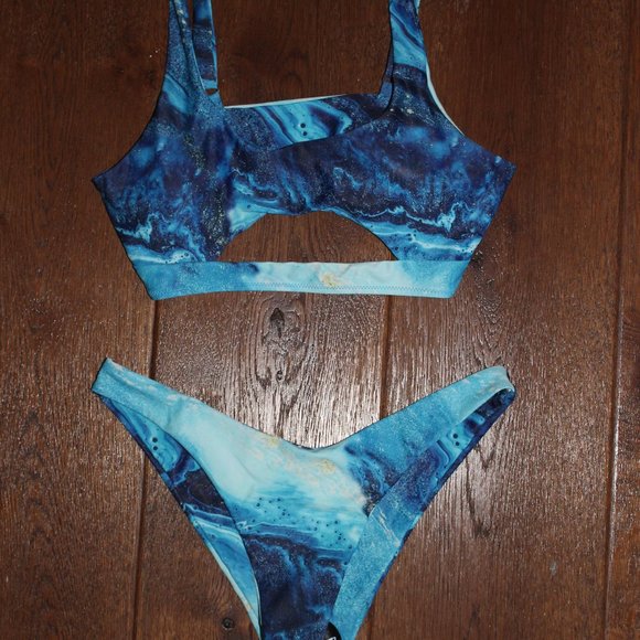 ZAFUL Ocean Reversible Bikini Set - Picture 1 of 3